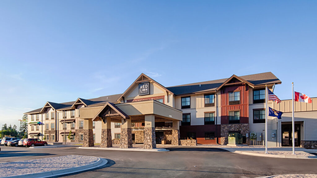 Red Lion Ridgewater Inn and Suites Polson Exterior